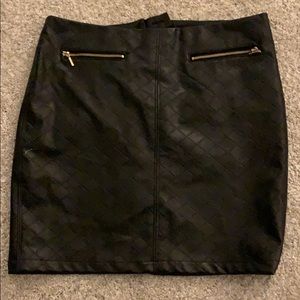 Kenar Faux Leather Mini Skirt w Zippers